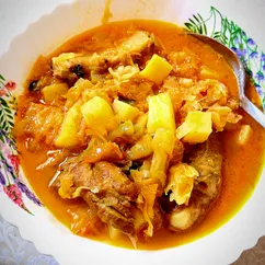 Рёбрышки с овощами в казане