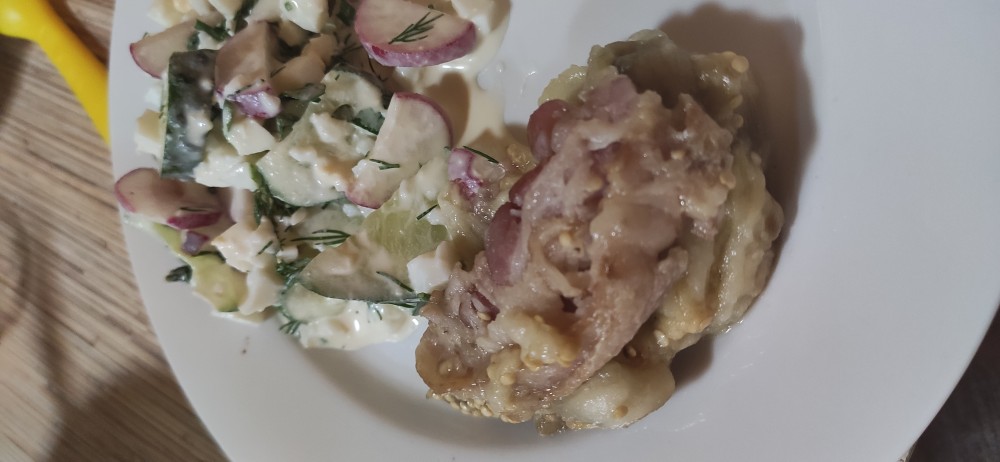 Баклажан с беконом на мангале