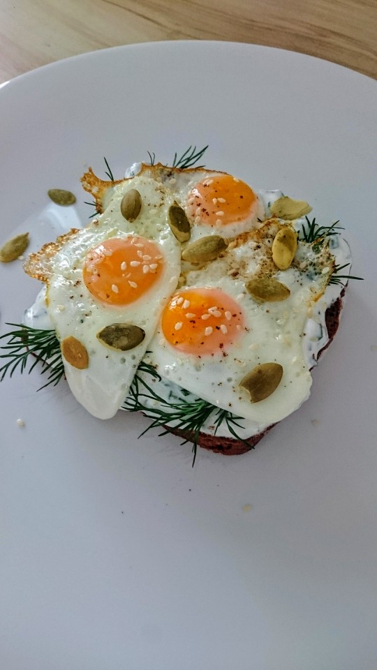 Тост с яйцом