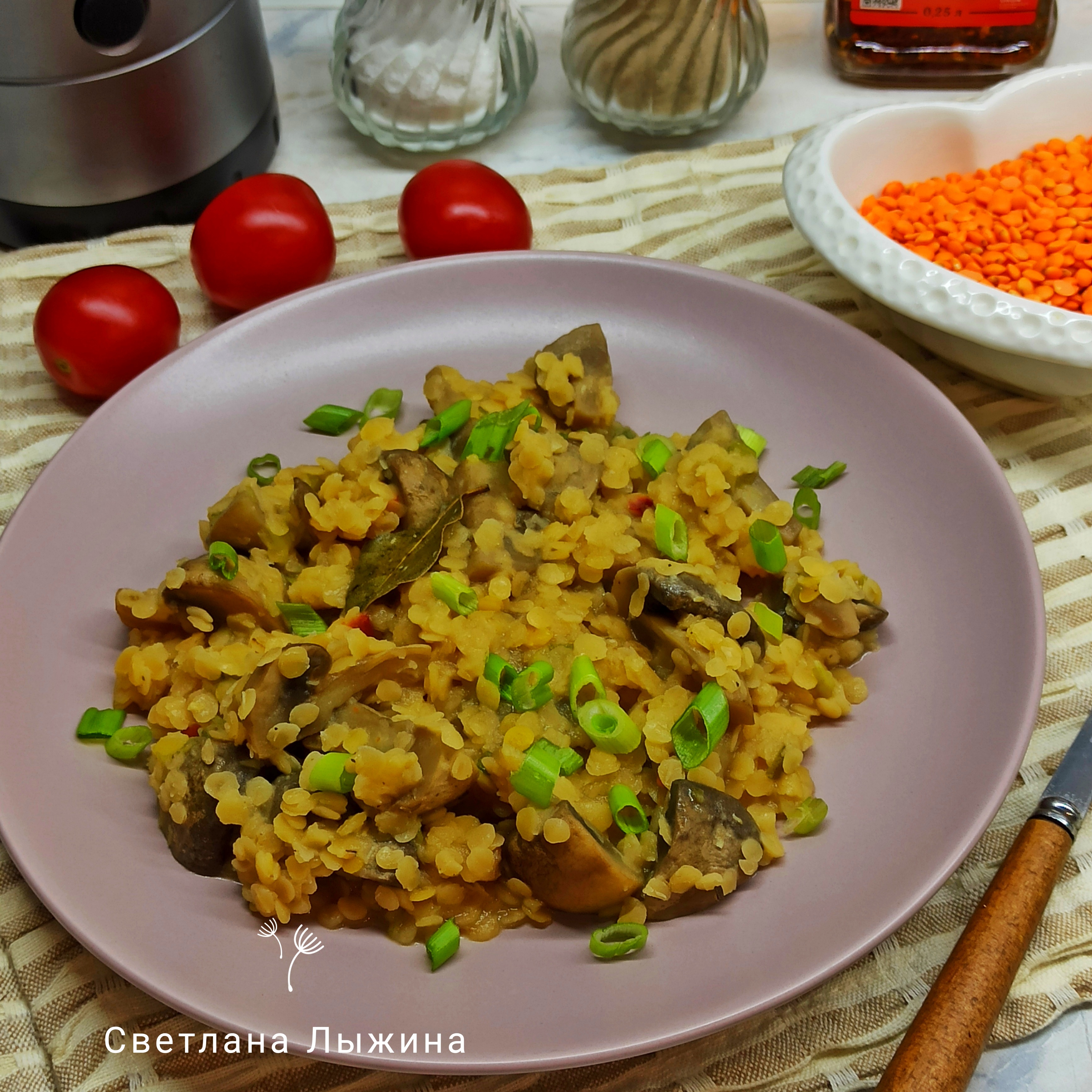 Чечевица с шампиньонами 