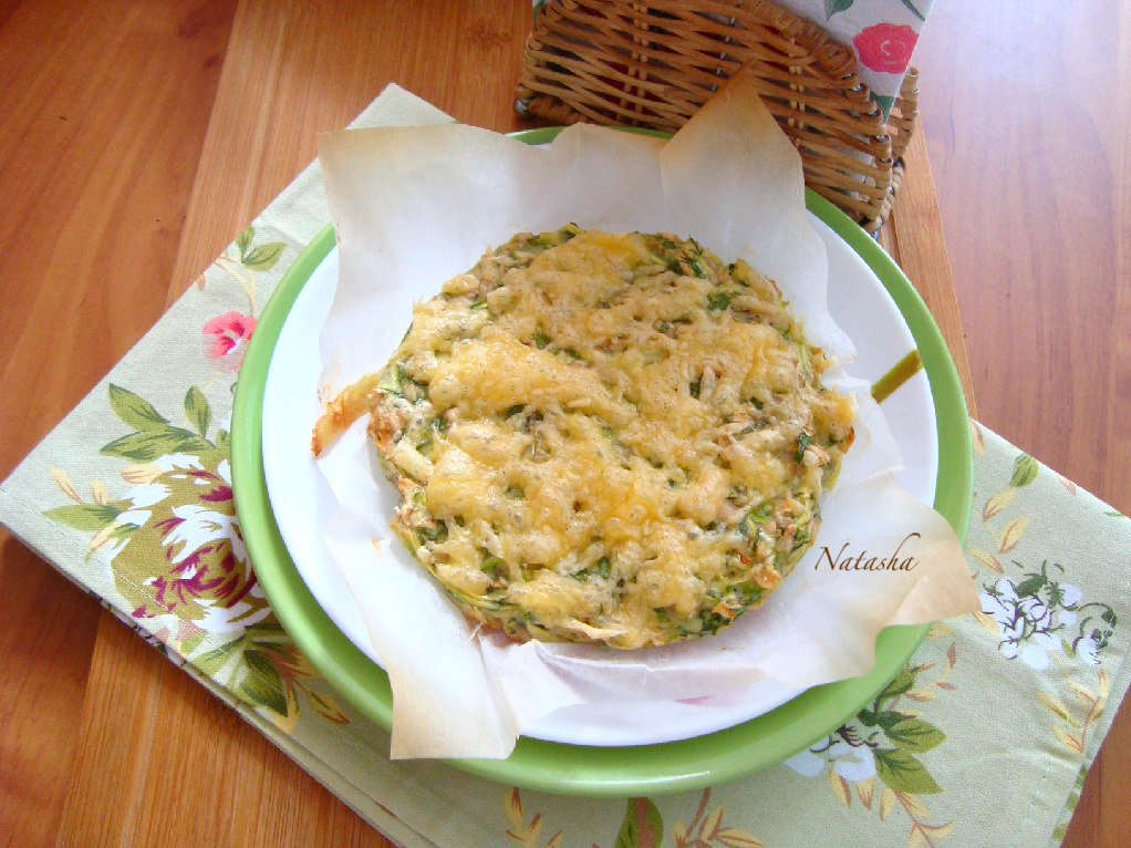 Запеканка кабачковая с зеленью и курицей