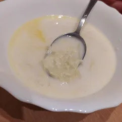 Молочный суп из вермишели с сыром (веганский)