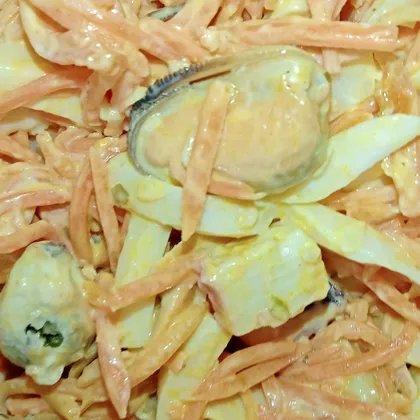 Морепродукты с корейской морковкой 