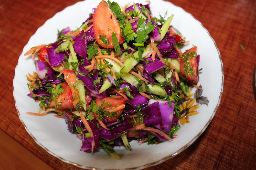 Салат из свежей фиолетовой капусты - пошаговый рецепт с фото на азинский.рф