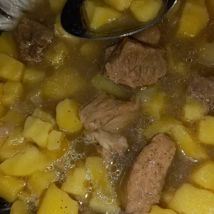 Тушёная картошечка с мясом в мультиварке