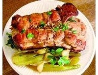 Свинина, запеченная с фенхелем и чесноком