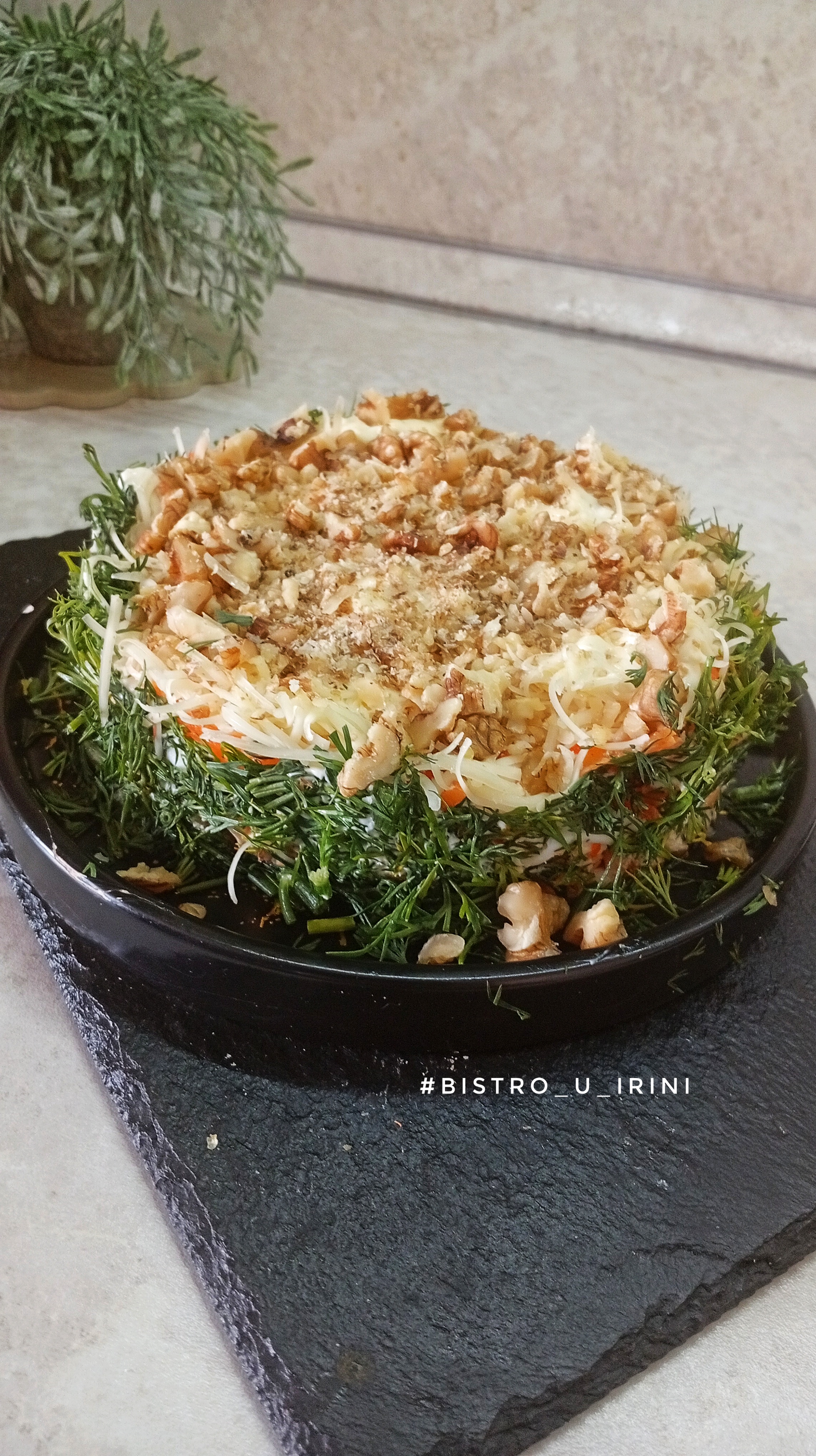 Салат "Медвежья шубка" с копчёной курицей