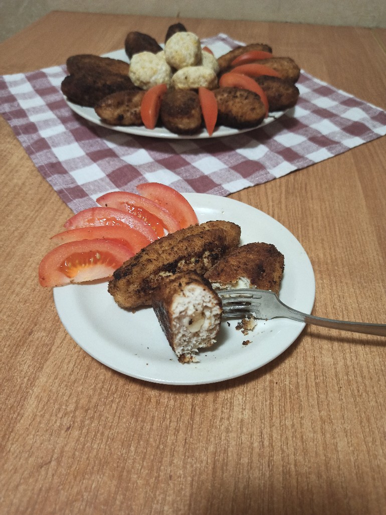 Куриные котлеты с плавленым сыром