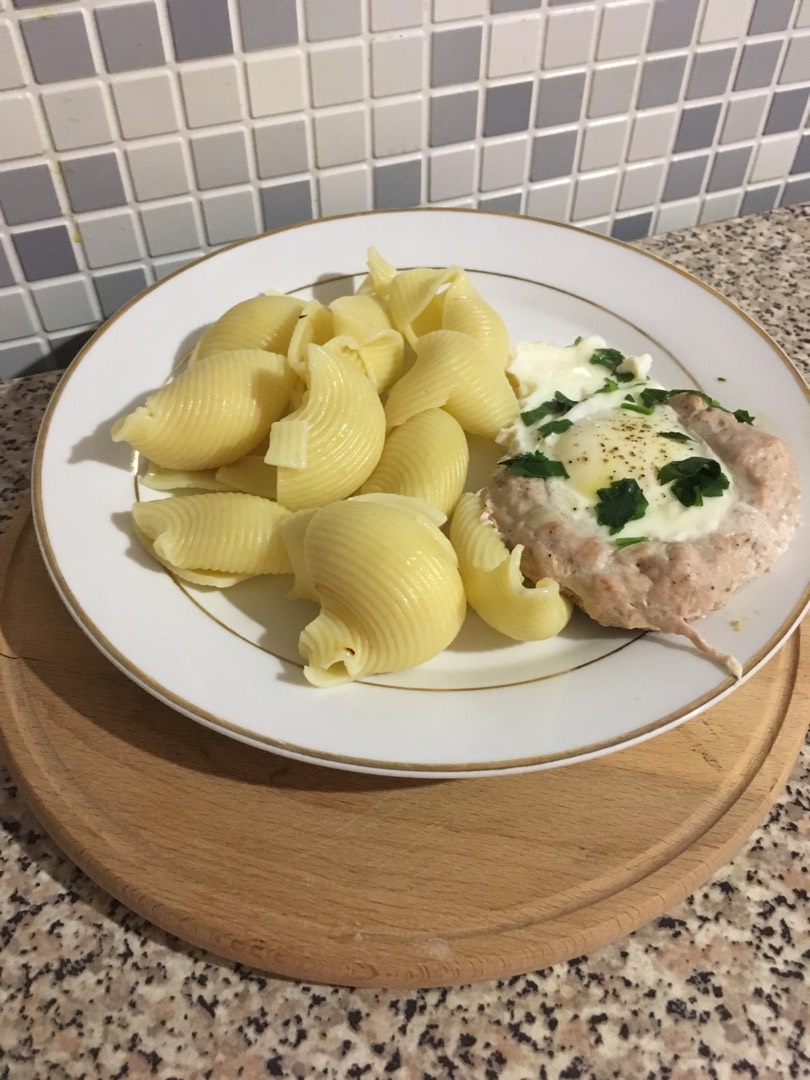 Котлетки с яйцом
