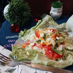 Салат из помидоров, огурцов и яиц