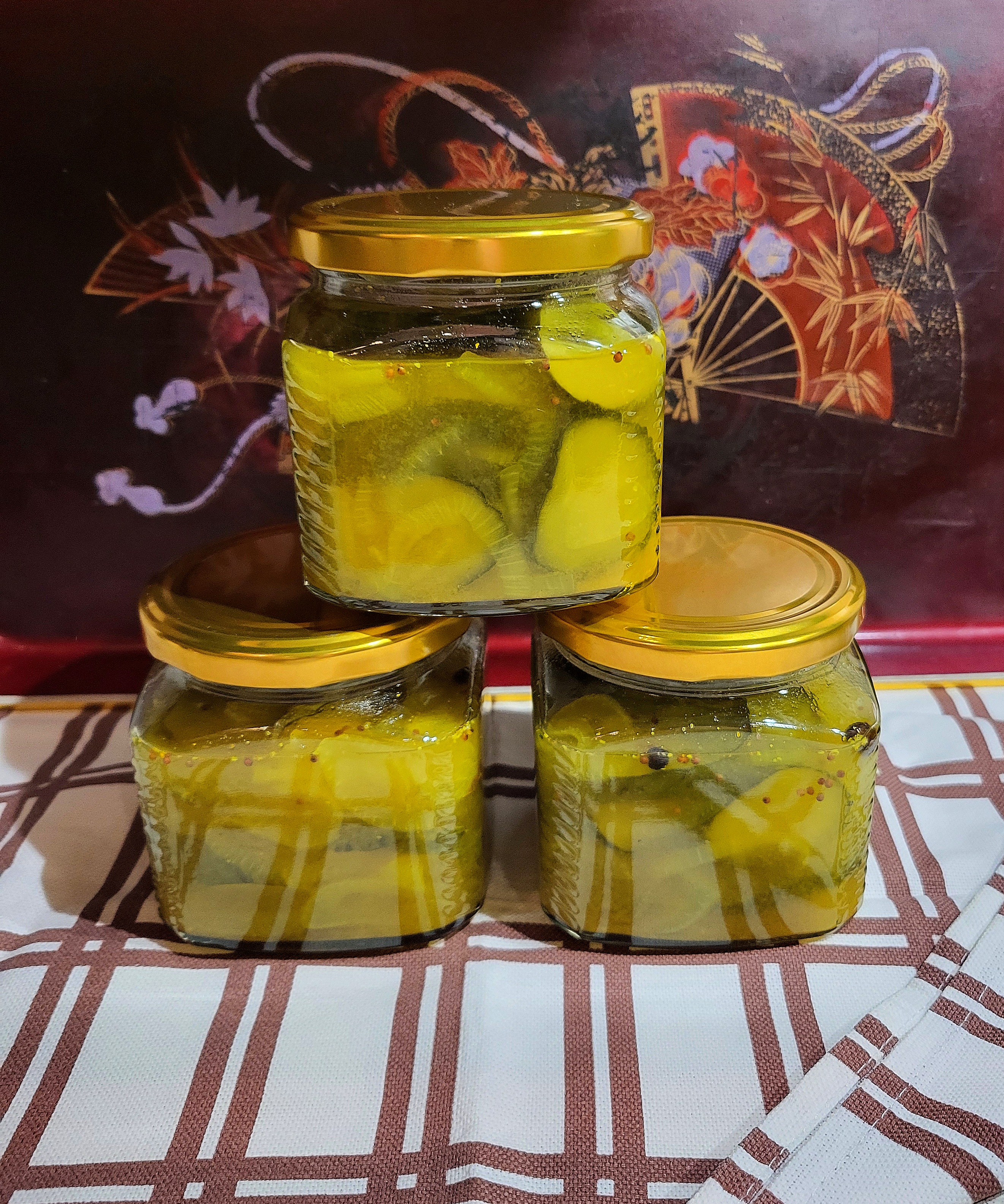 Огурцы с куркумой (пикули)