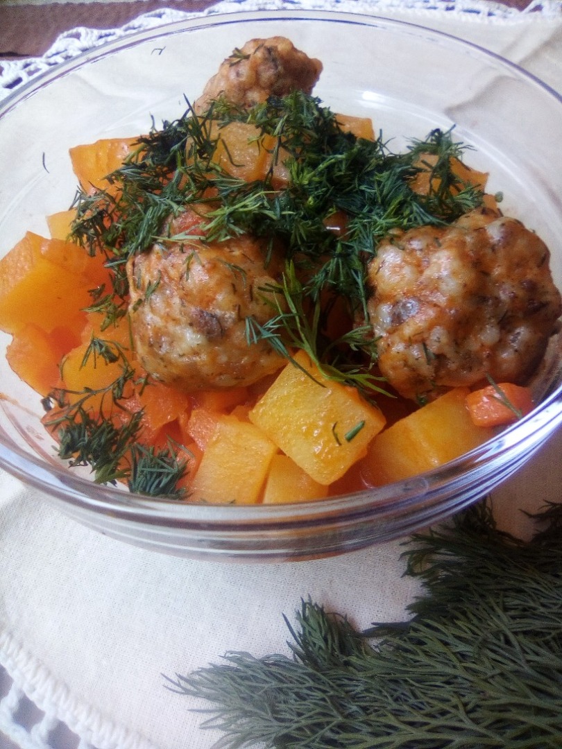 Рагу с фрикадельками