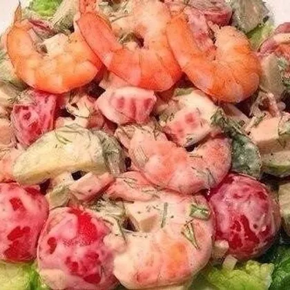 Праздничный салатик с помидорами черри и креветками