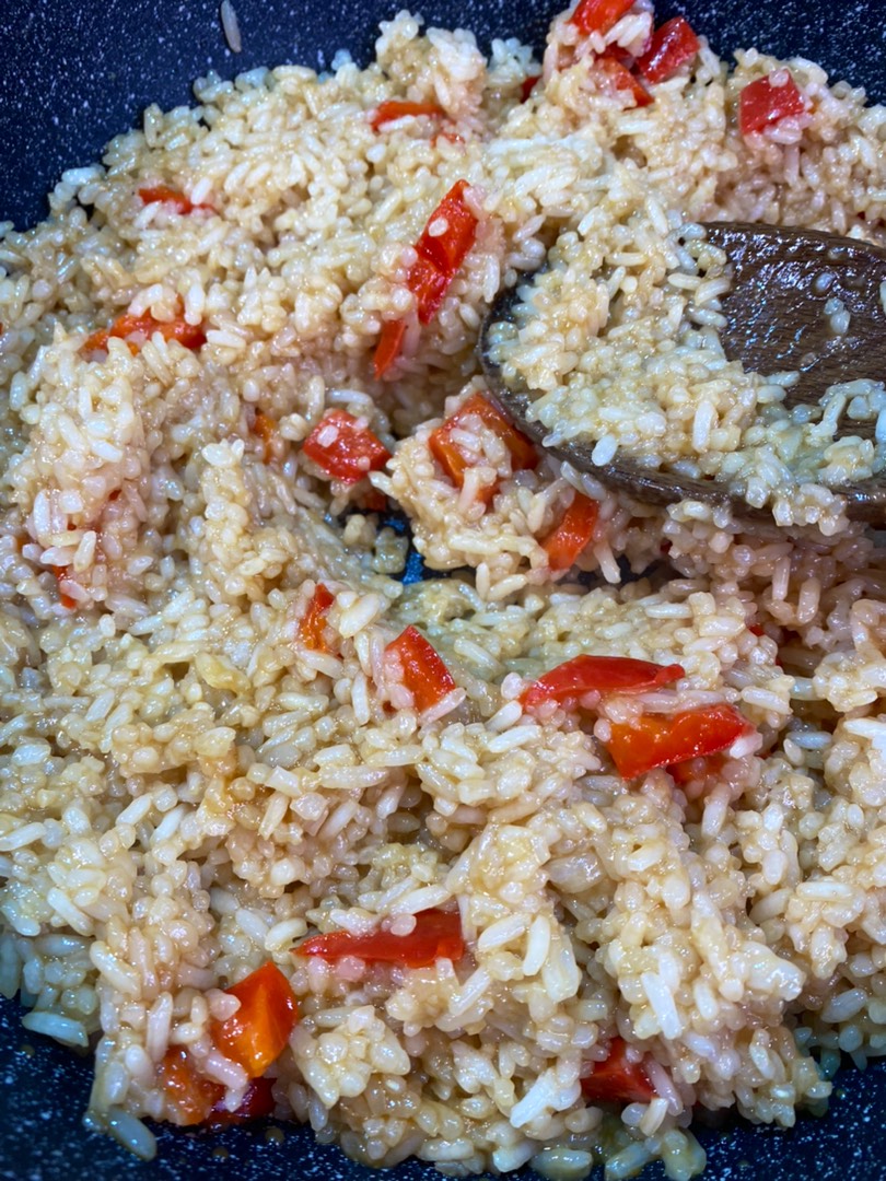 Рис на сковороде