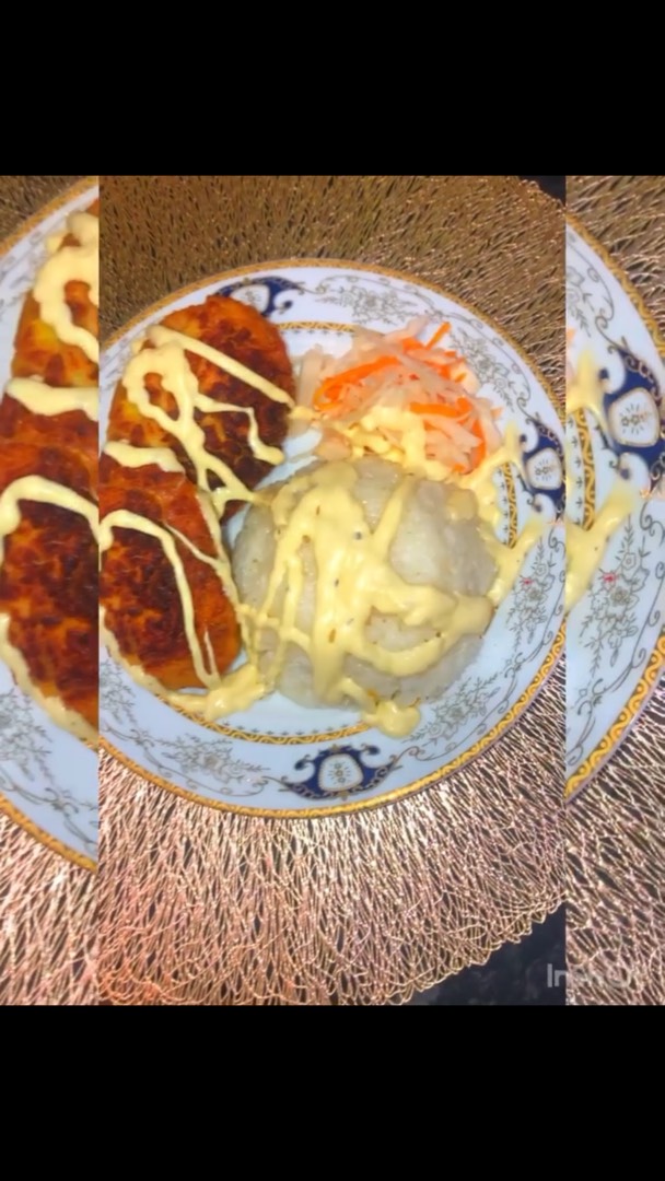 Рис с куриными котлетами