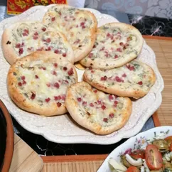 Mini Flammkuchen / Мини Фламкухен