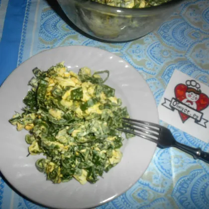 Салат из яйца и зелёного лука