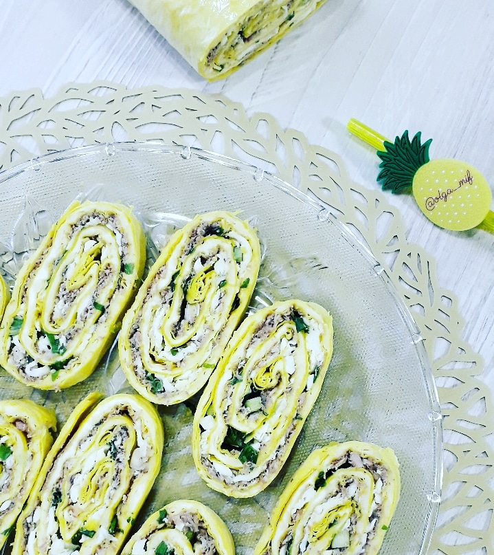 Рулет из сырного лаваша