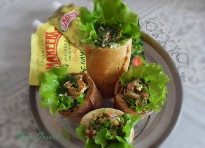 Хлебные кармашки с салатом