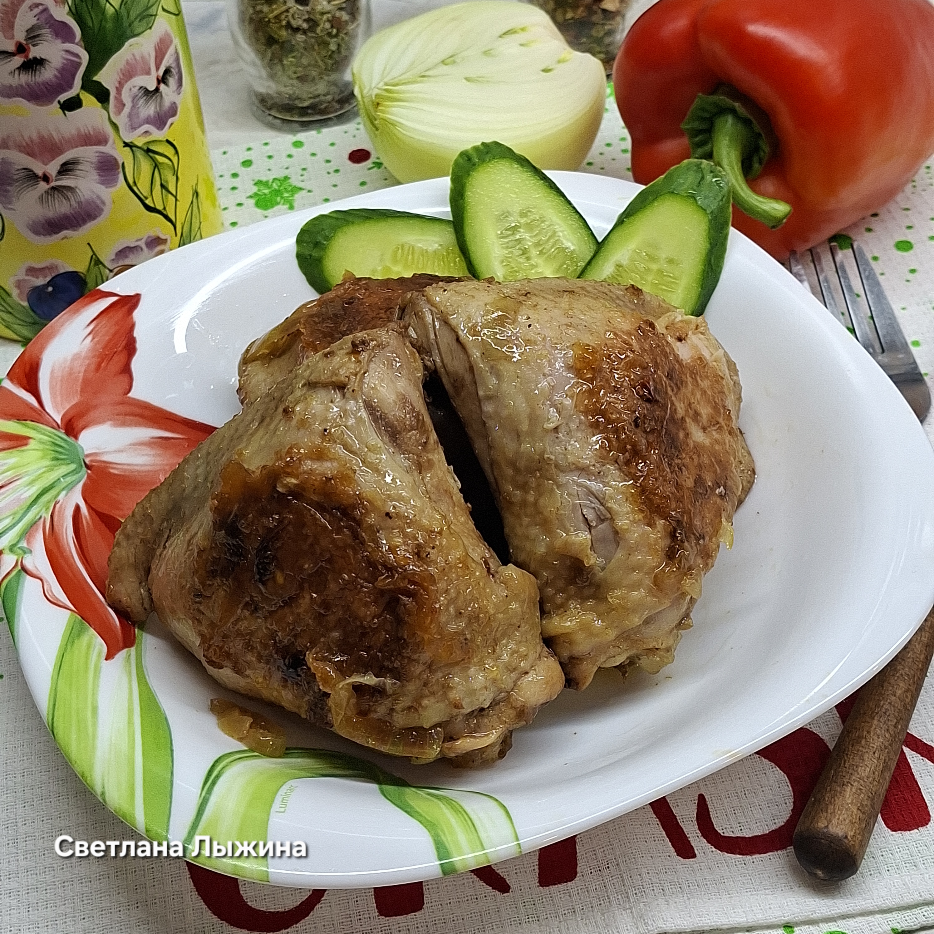 Куриные бедра на сковороде (классический рецепт)