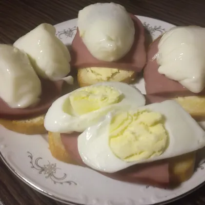 Бутерброды с яйцом-пашот
