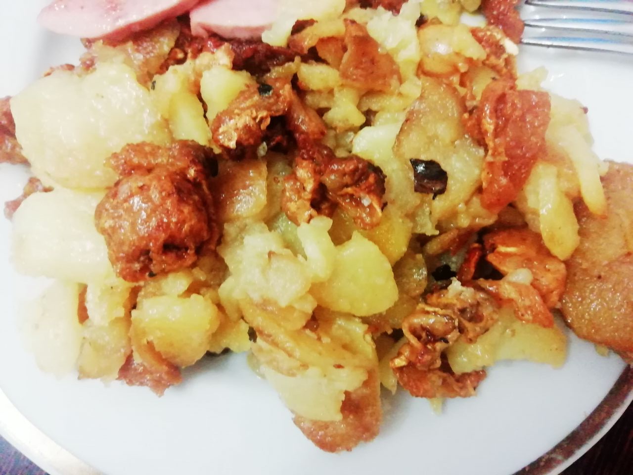 Жареная картошка со шкварками