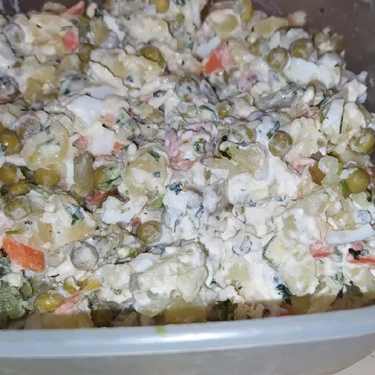 Новогодний салат 🥗 оливье