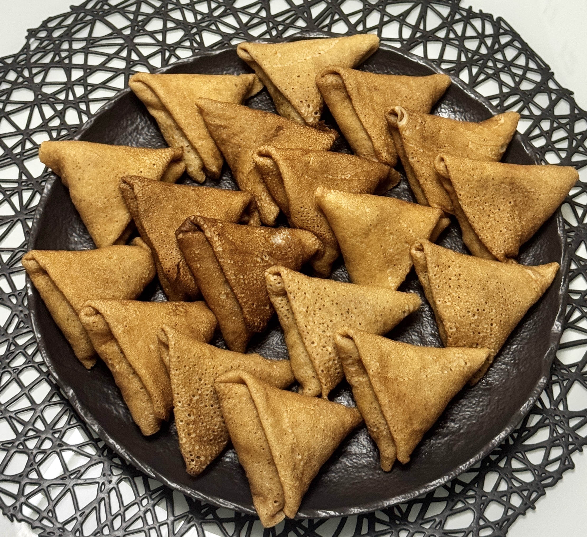 Блинчики на ряженке с начинкой из яблок