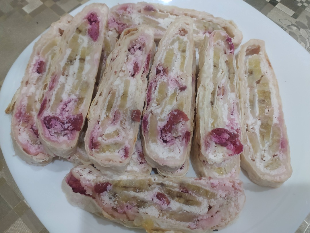 Творожный рулет из лаваша