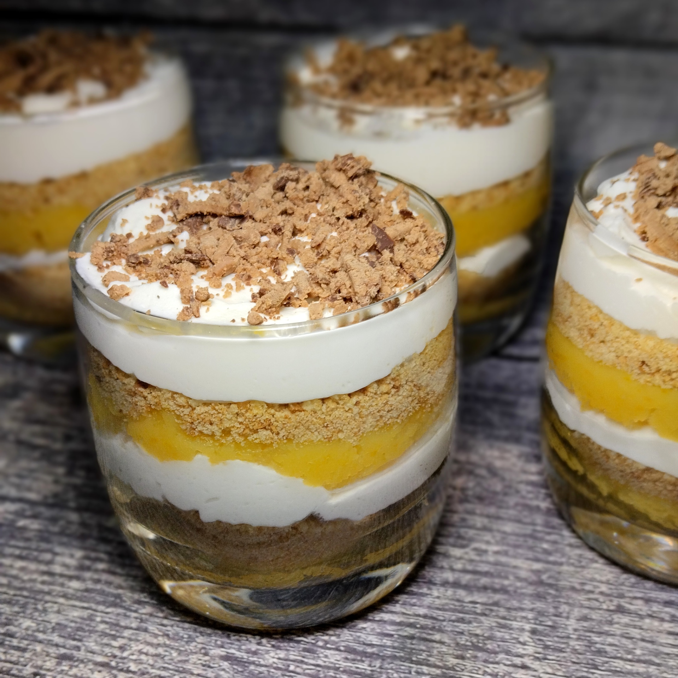 Трайфлы с апельсиновым курдом и крем-чиз