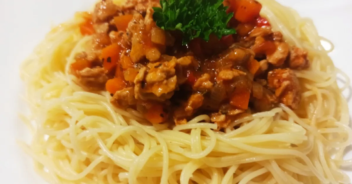 Maggi на второе: макароны в томатно-мясном соусе Болоньез рецепт с фото ...
