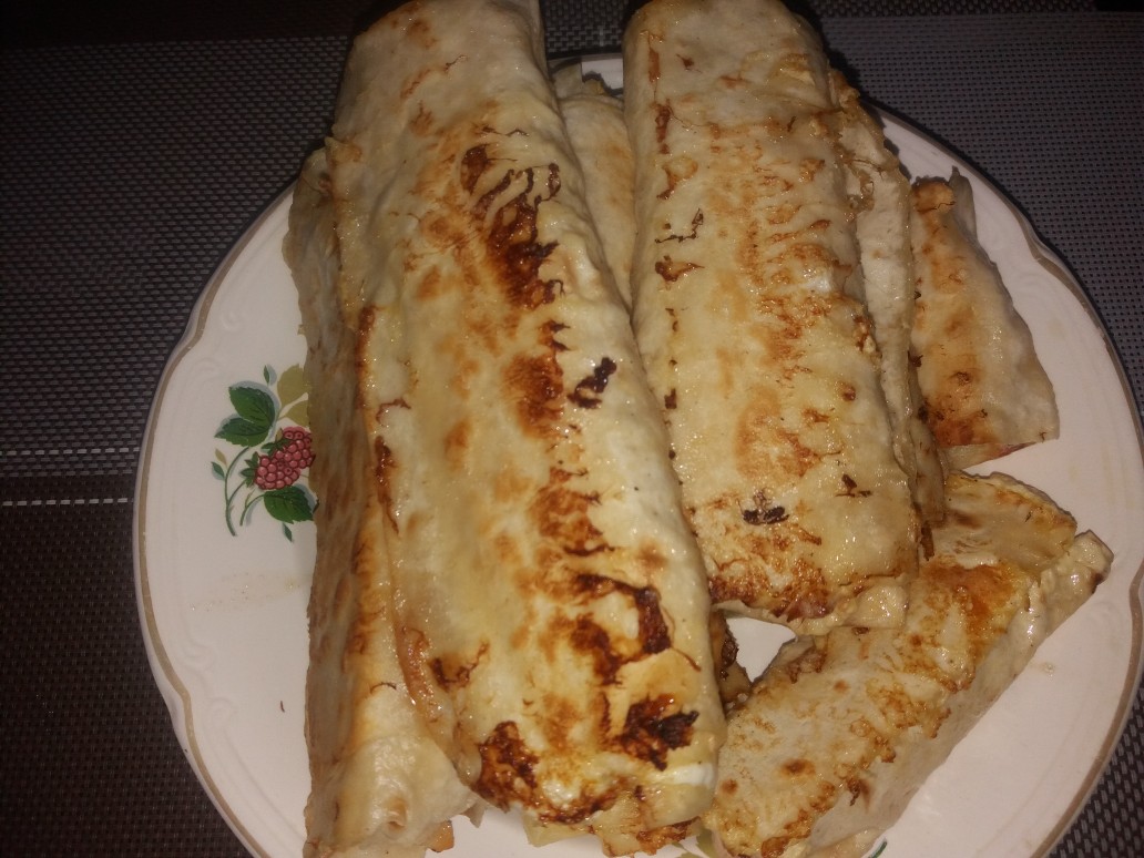 Рулетики из лаваша на завтрак