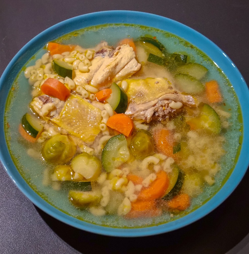 Овощной суп (куриный бульон) 💚