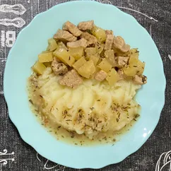 Тушеное мясо