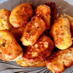 Оладьи на кефире с сыром и колбасой