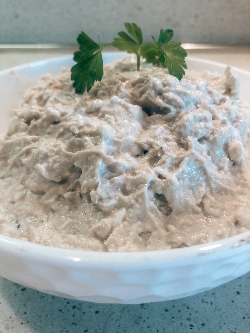 Салат из печени минтая на майонезе