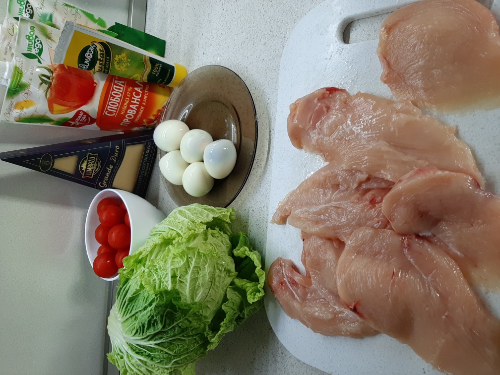 Цезарь из пекинской капусты, слоями