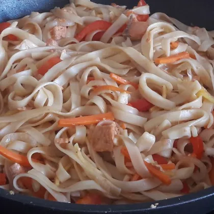 Лапша wok с морепродуктами