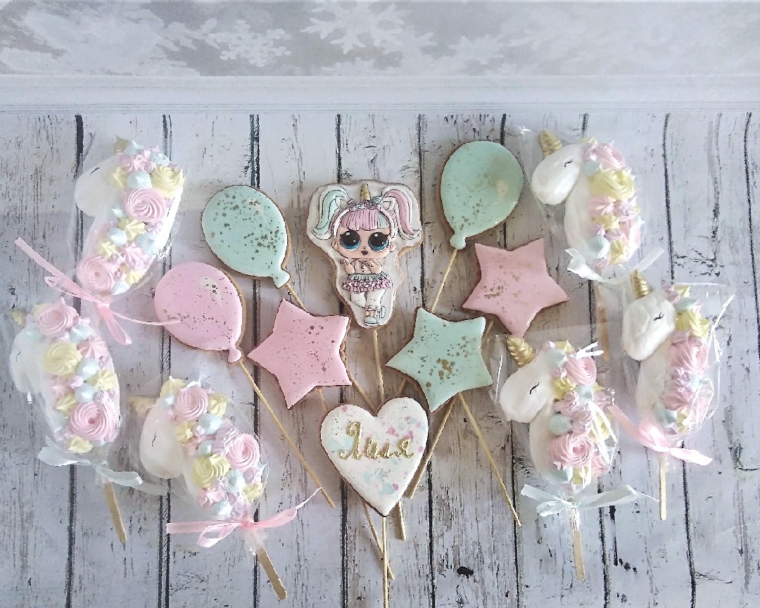 Candy bar (сладкий стол)