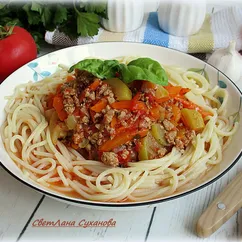 Подлива из фарша с овощами