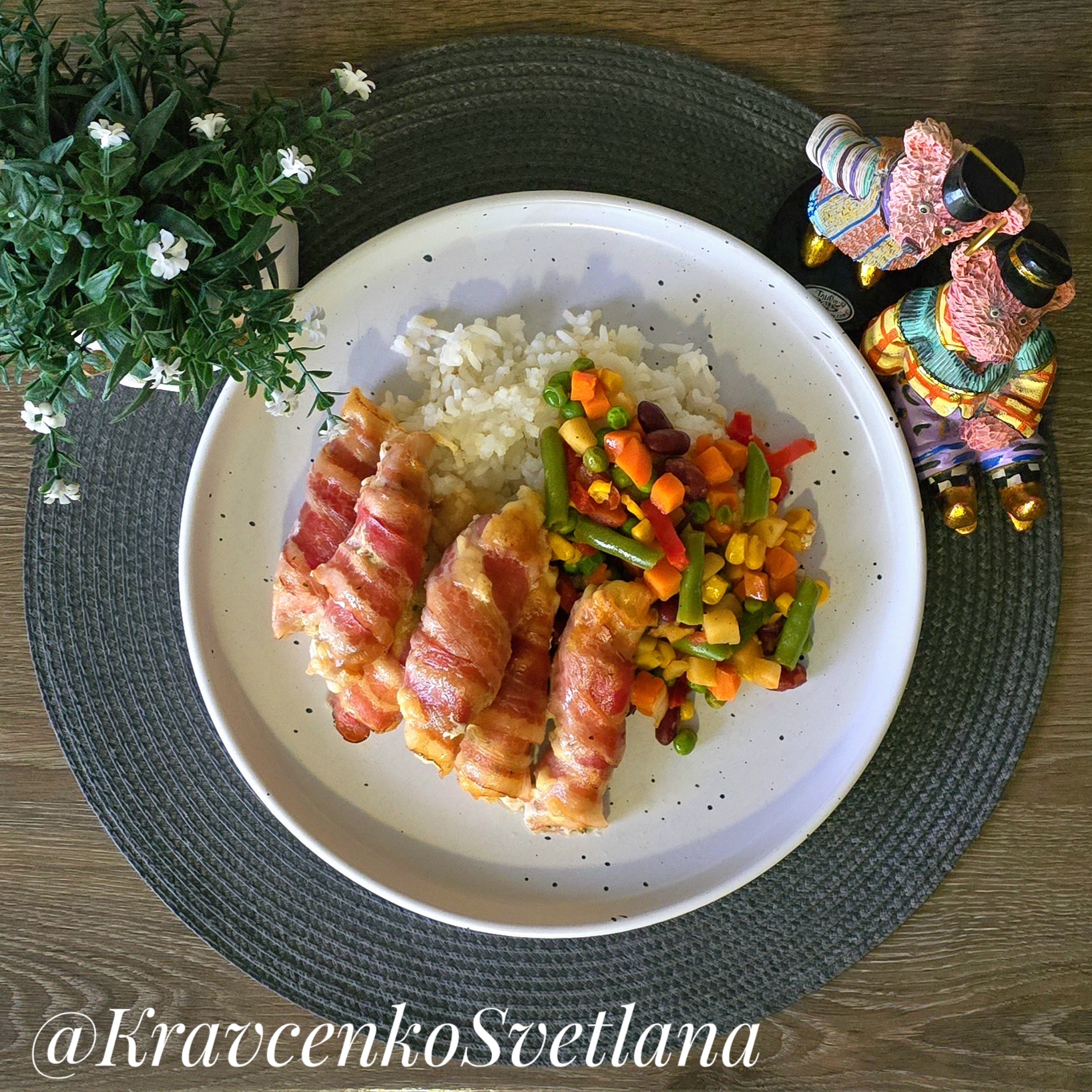 Куриное филе в беконе