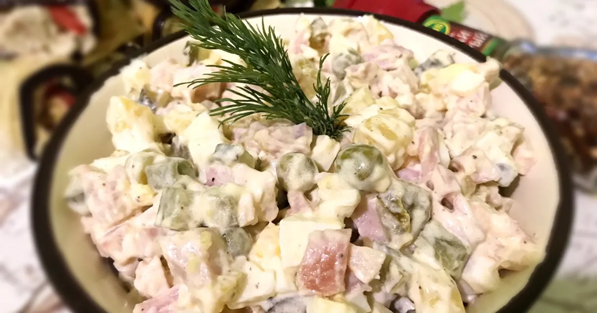 Салат с копченой курицей и сыром - пошаговый рецепт с фото на Готовим дома