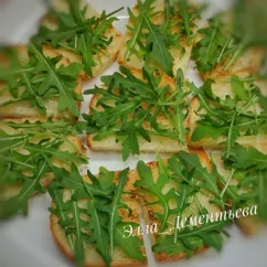 Брускетта с рукколой🍃