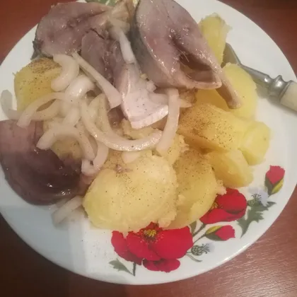 Картошечка с селедочкой и луком