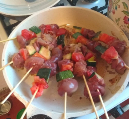 Шашлычки из печени с овощами