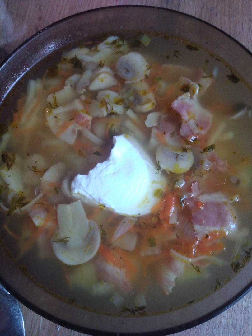 Грибной суп с беконом
