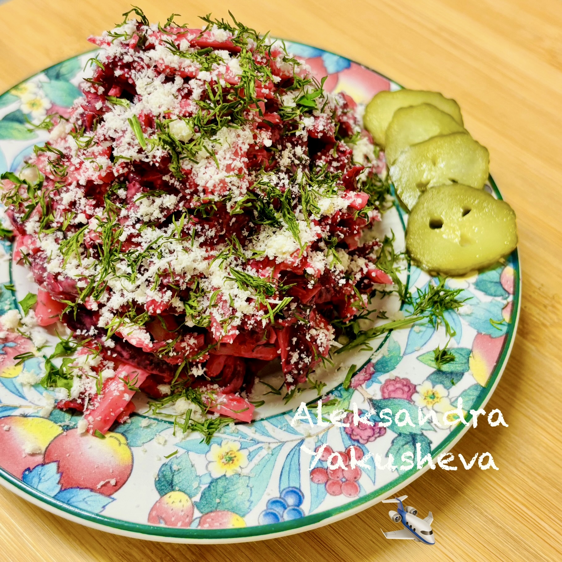 Салат - закуска из запеченной свёклы и сыра 