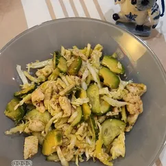 Салат с куриной грудкой и авокадо 🥑