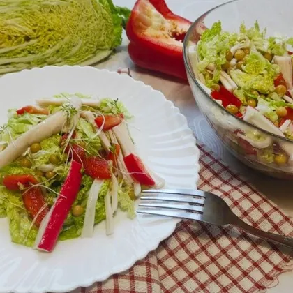 Салат из пекинской капусты и крабовых палочек: без варки ингредиентов за 10 минут