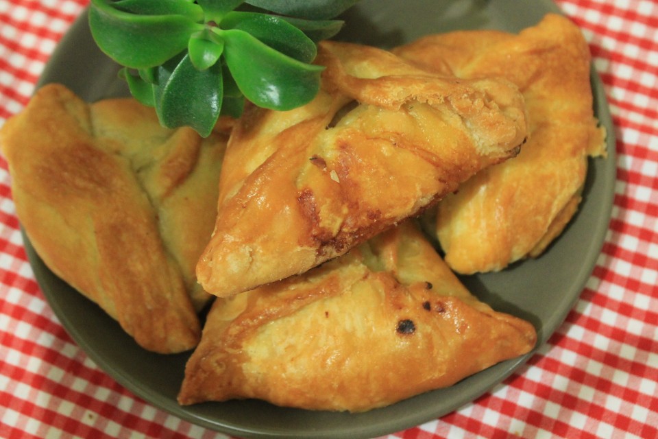 Треугольники с мясом и картошкой рецепт с фото пошагово
